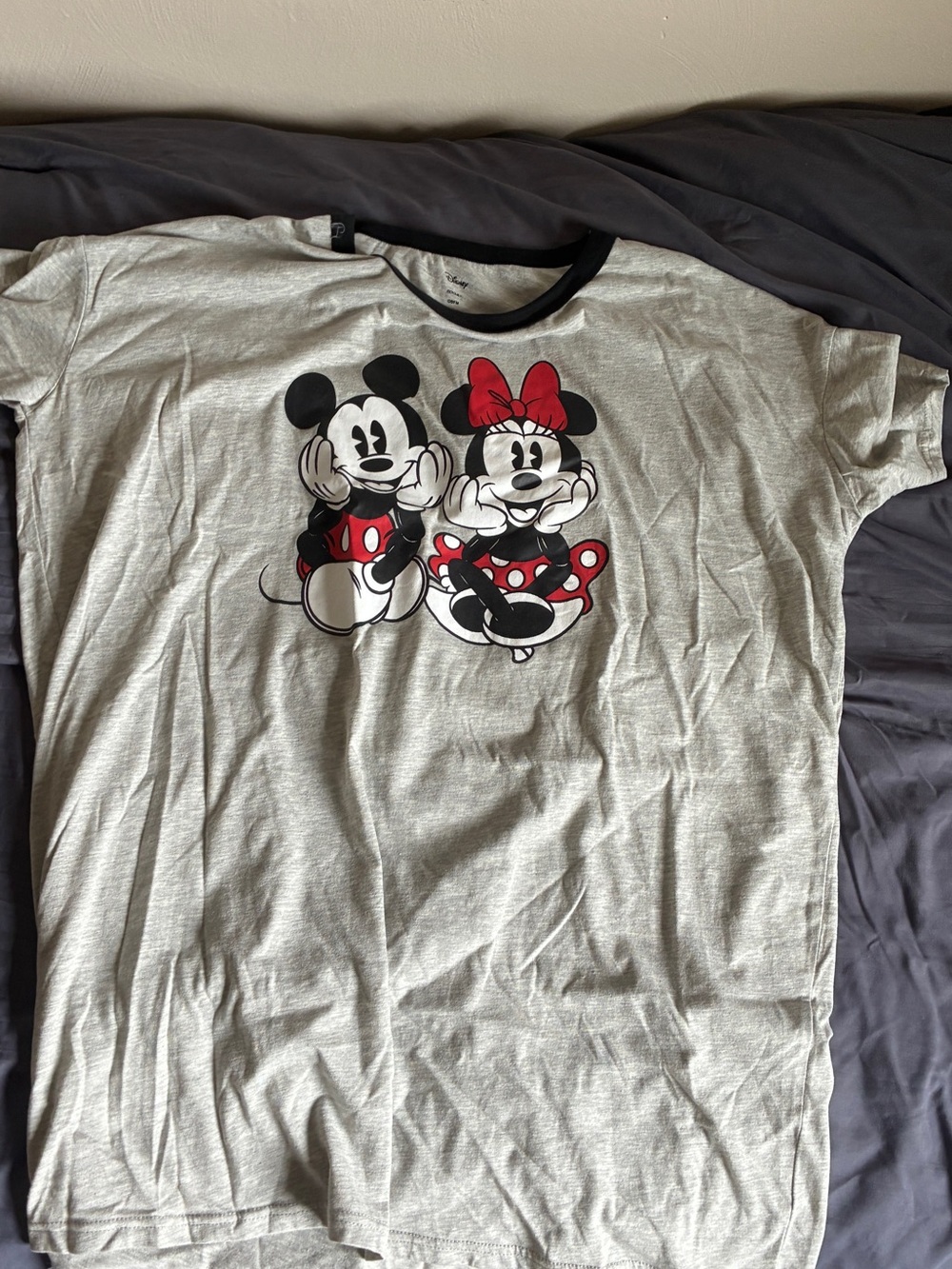 Disney licensed Mickey and Minnie night shirt-one wise fits most